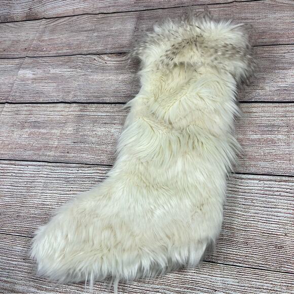 Anthropologie North Pole Cream Faux Fur Christmas Stocking Shaggy Holiday - Picture 9 of 10